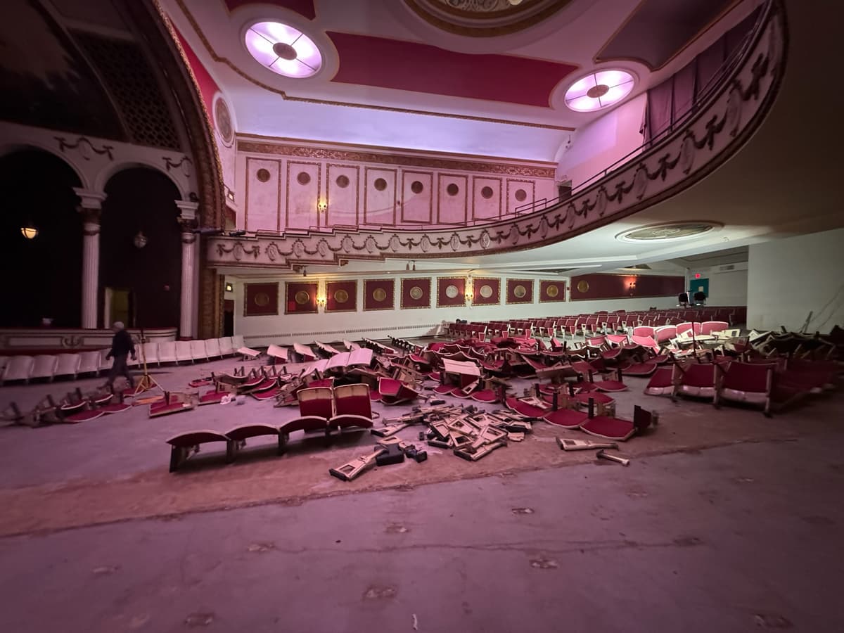 Theater renovation photo 40